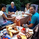 Fonagy Es Walter Vendeg- Es Borhaz