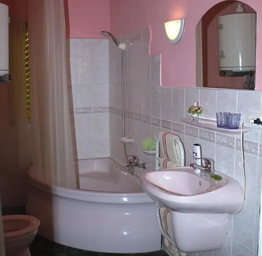 Couette-café Fónagy és Walter Vendég- és Borház 3*
